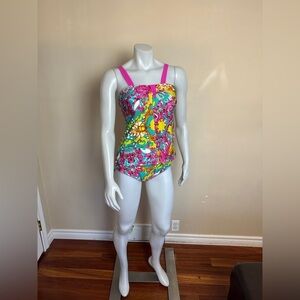 Tara Grinna Swim & Resortwear - 2 piece swimsuit.